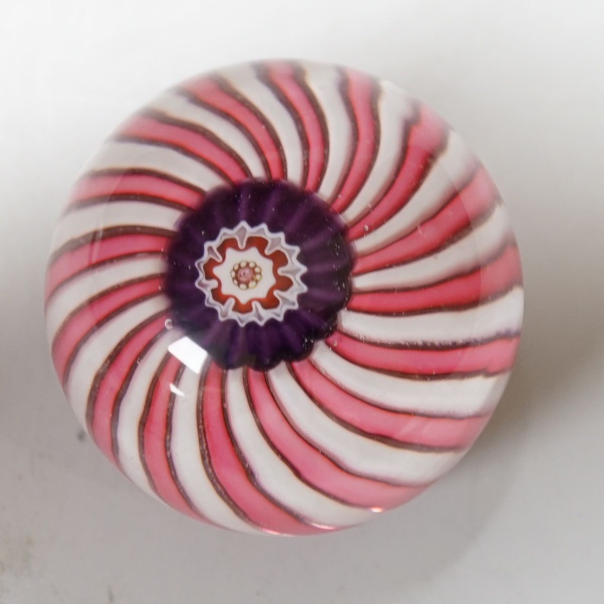 A Clichy swirl paperweight, 4.5cm approximate diameter